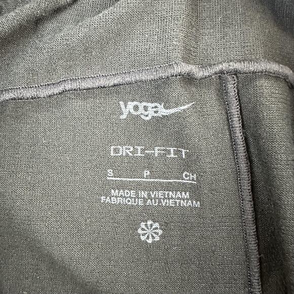 Nike Pants Mens Small Black Yoga Dri-FIT Standard Fit Tapered Joggers FB7782-010 - Picture 6 of 14